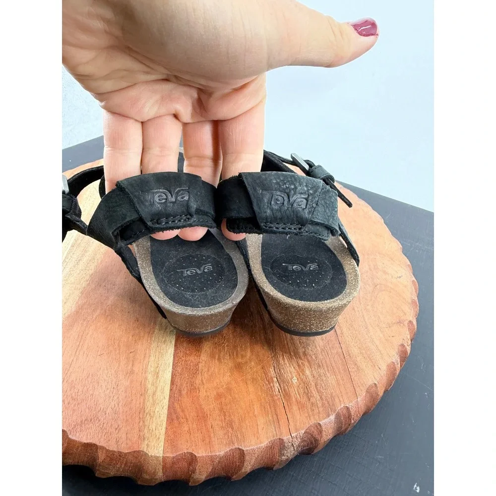 Teva Mahonia Wedge Thong Sandal Womens 8 Black Leather Cork Strappy 1116685